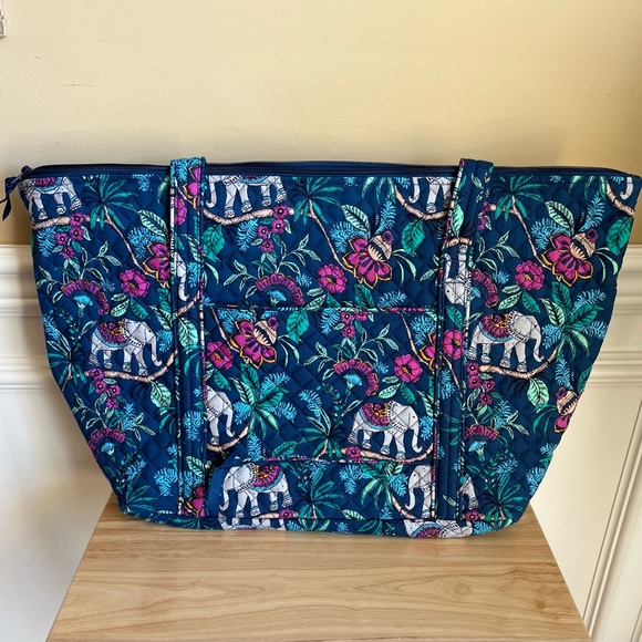 NWT Vera Bradley Miller Travel Bag Tote Trolley Sleeve ~ Kerala Elephants - Picture 8 of 8
